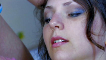 Hot Euro Girls: Pantat gadis remaja menggemaskan dientot habis-habisan sama kelelawar