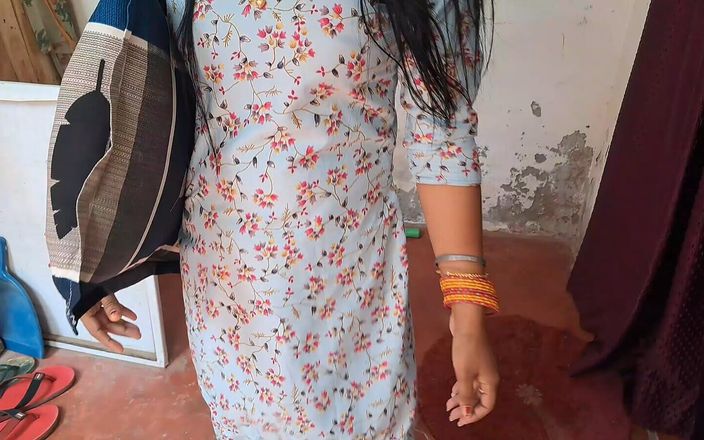 xshika: Indiancă bhabhi suge pula iubitului ei