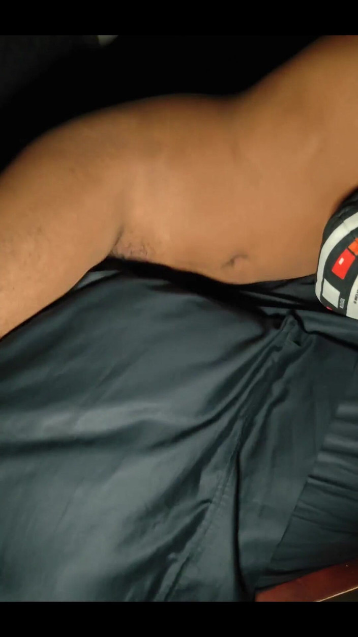 NANDgasm: Hora de um travesseiro flácido transando!