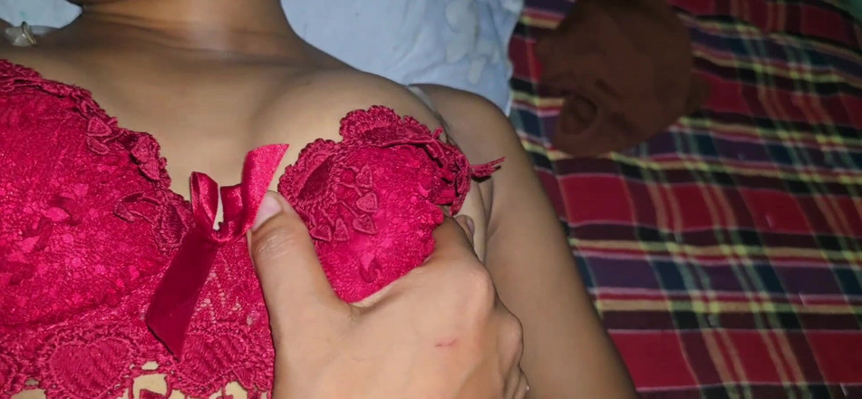 SafeRosebush8: 長い間彼女とセックスを続けて、秘部が出てくるまで インドのXXX動画 ホットポルノ動画