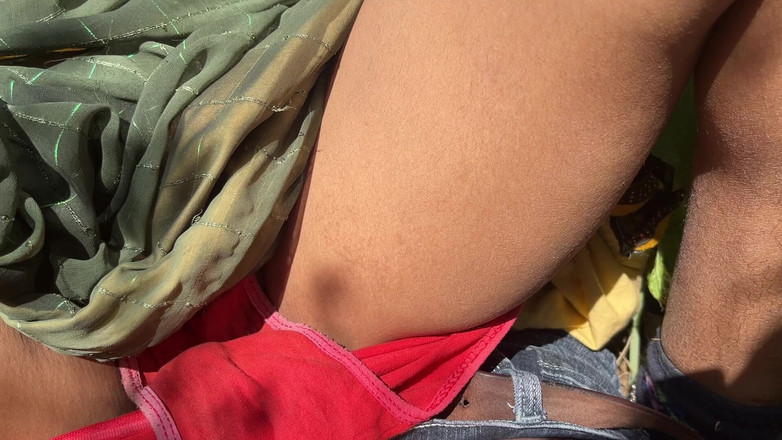 Ritu: Casada meia-irmã se diverte com seu meio-irmão em village fields...