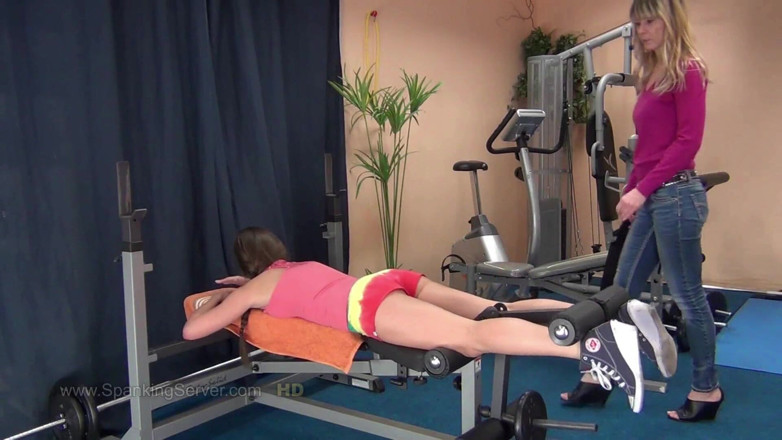 Spanking Server: Caprice strapped