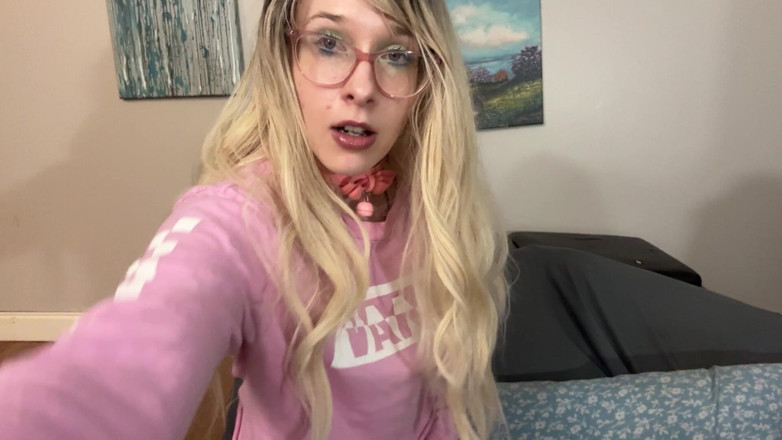 EmoDream1998: Masturbate in Sweatpants
