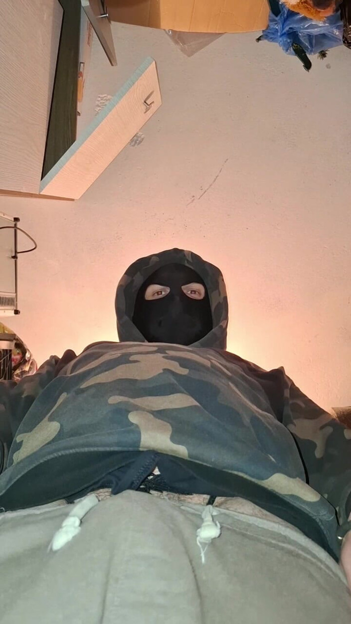 BlackSilkMaster: A Man in a Mask and a Cock