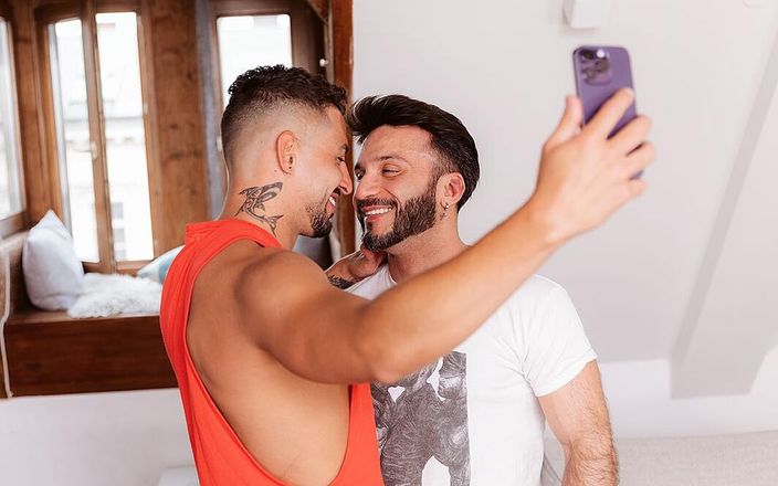 Virtual Real Gay: Video nghiệp dư đầu tiên của tôi