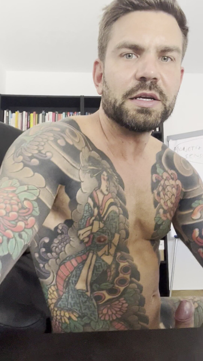 Juan Lucho Gay: Young Man Masturbates in the Office