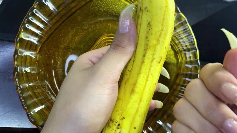 Goddess Li: Kuku dan Pisang Panjang Alami