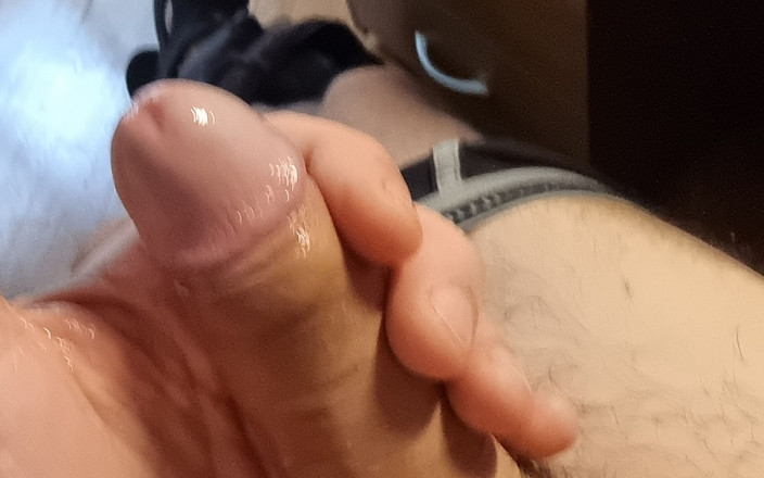 Jordance: Grande cazzo italiano si sega in ufficio Sborata Grande