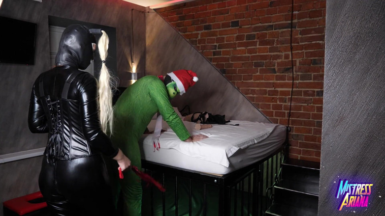 Mistressa Riana Cruel: Grinch wanted to steal Christmas but failed