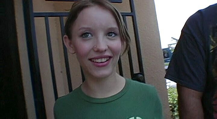 Coyote Raunch: This bitch is a home made amateur whore