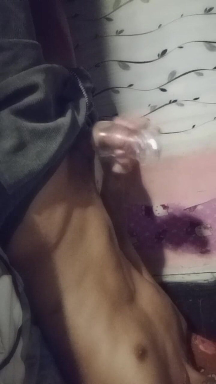 Sunflower Baby 69: Leker med sexleksak