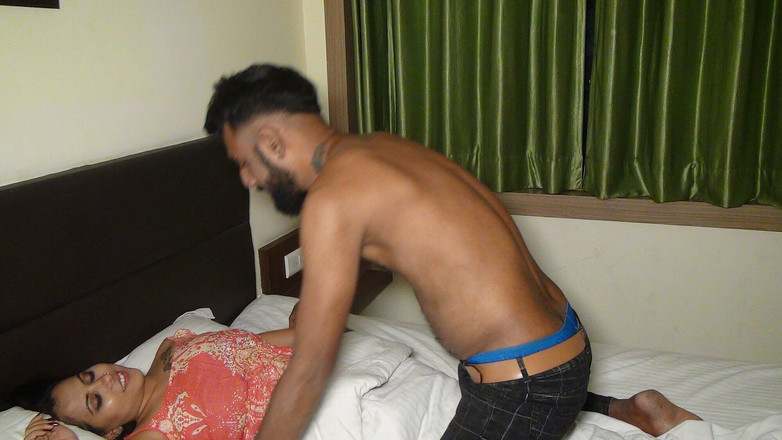 suchismitasarkar: A Desi Couple's Late Night Love, Superb Tina