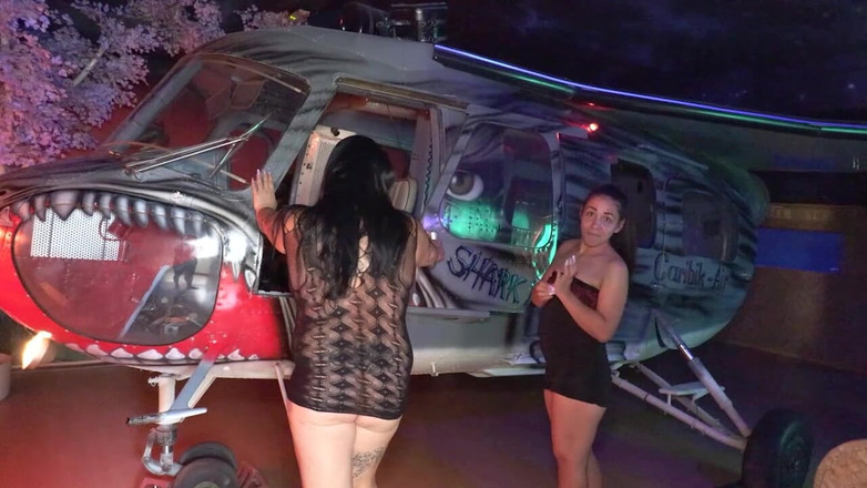 Lovekino: Two Horny Babes Fucked in Saunaclub P4