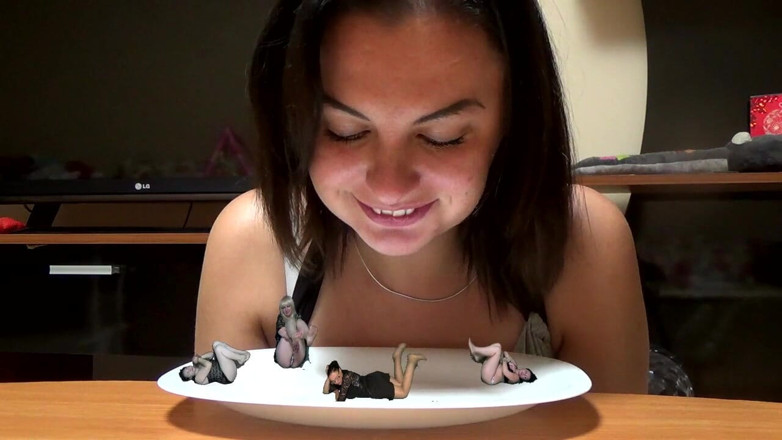 Goddess Misha Goldy: Saya Akan Makan 4 Perempuan. Mmm Yummy!