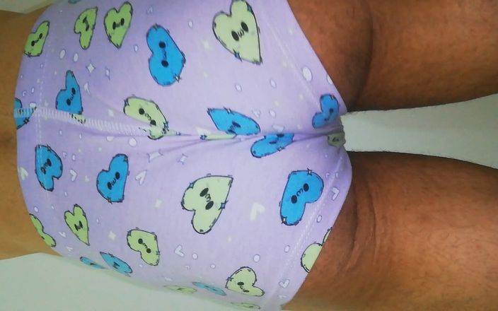 Rey rey: Culo ragazzo effeminato in biancheria intima, trans vieni a rompermi...