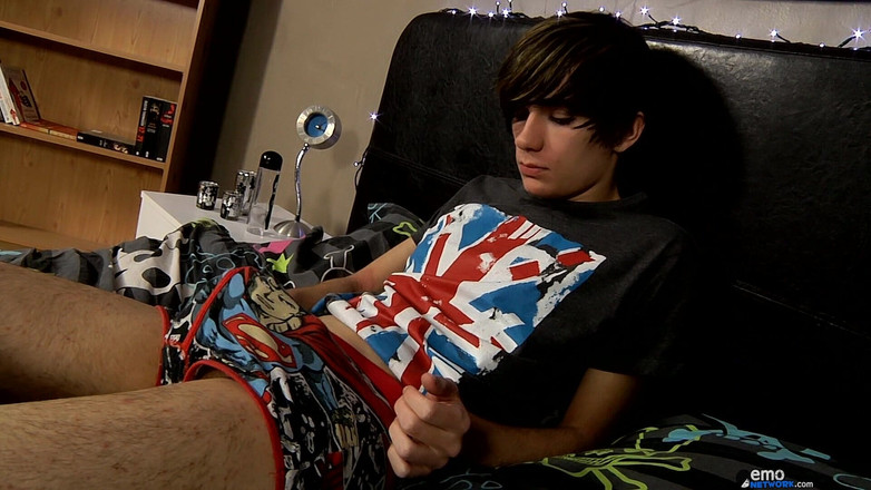 Homo Emo: У спальні з Джей