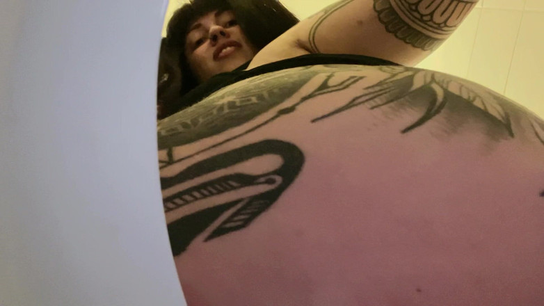 Miss Valentina: Moje záchodová děvka