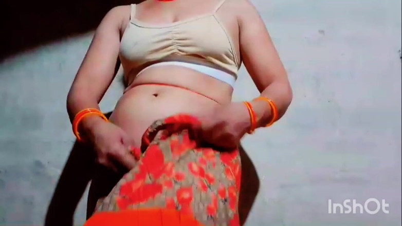 TricolorMusic3: 18歳、とても美しいデシの女の子が男の子のペニスを見たとき、とても大きくてきつかった