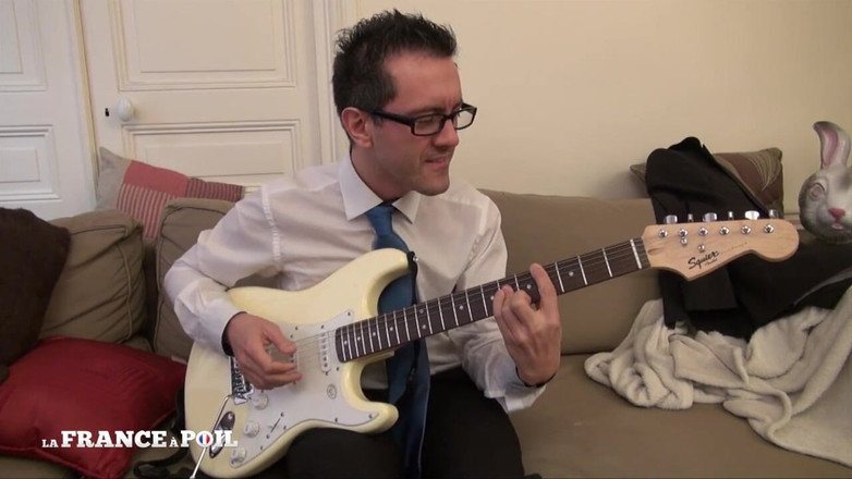 Girls Bang: Samia sexy brunette được đóng đinh đít và khuôn mặt của cô ấy xuất tinh...