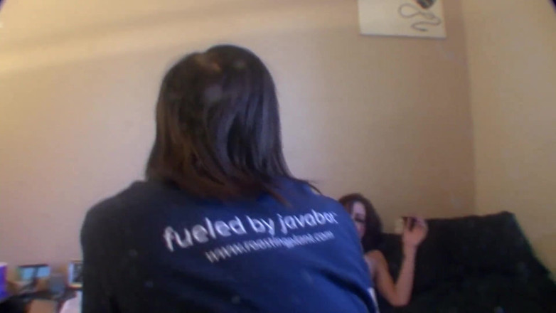 Fuck And Go: Una ragazza si presenta prima di una scopata con un...