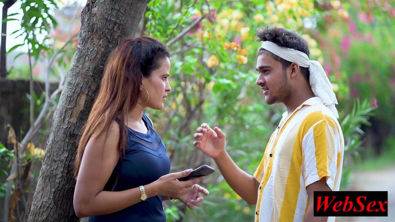 WebSex Premium: भारतीय सुंदर लड़की गांव के लड़के के साथ हार्डकोर सेक्स