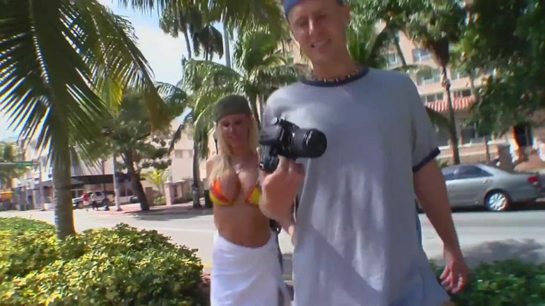 Wonderfull Bigboobs: Nasty blonde babe loves a warm load in her mouth