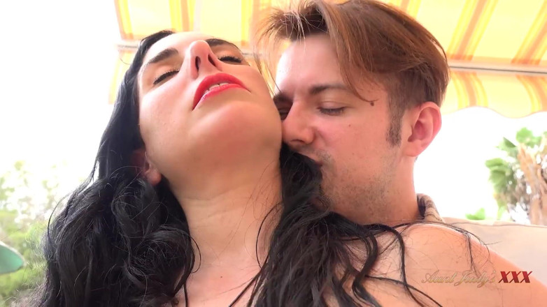 Aunt Judy's XXX: AuntJudysXXX - Hot Latina MILF Linda Del Sol Fucks Her Boyfriend...