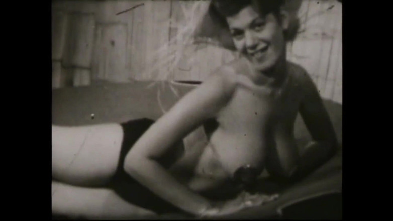 Vintage megastore: Gadis yang Bersemangat