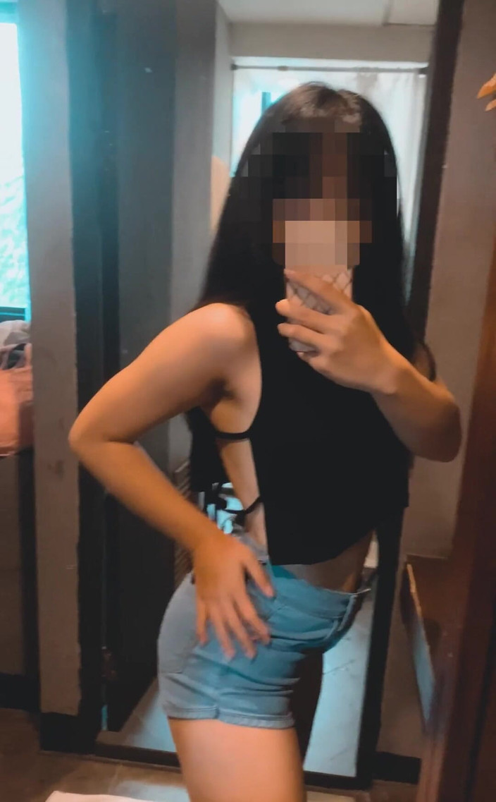 18_honey: Seluar jeans pendek seksi