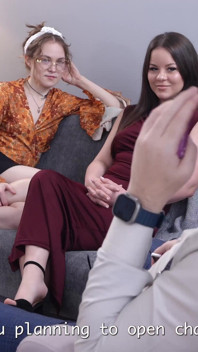 Geile Darina Amore – Süße Schlampe spritzt zum ersten Mal beim Analcasting!