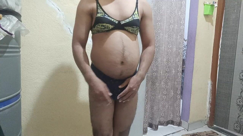 LovedSunsine1990: Aajkal Mujhe Meri Wife Ke Kapde Fit Hone Lag Gaye...