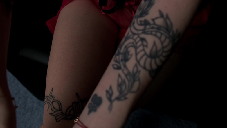 Eva Deva: Fetiche de Mãos e Veias, Do You Like My Veins...