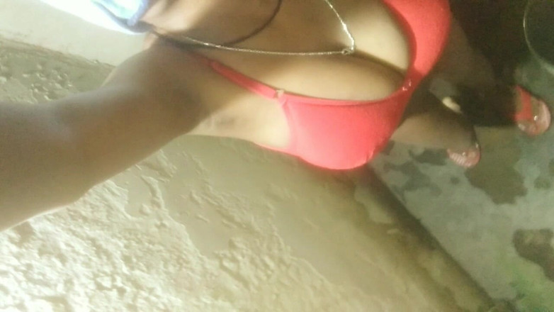 Sweet: Bengaalse Boudi grote boeken