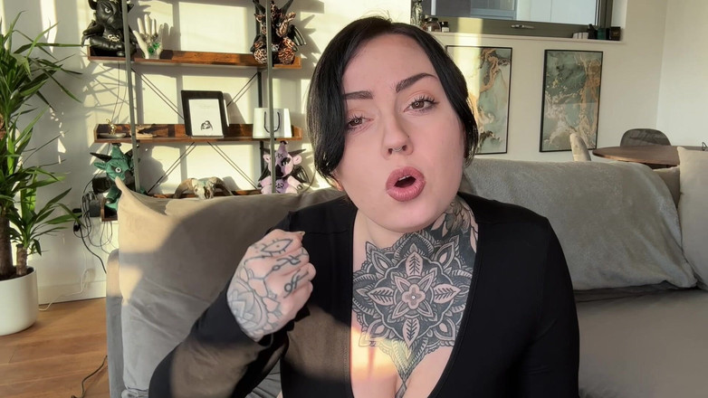 Miss Valentina: Daha ateşli findom 31 talimatı