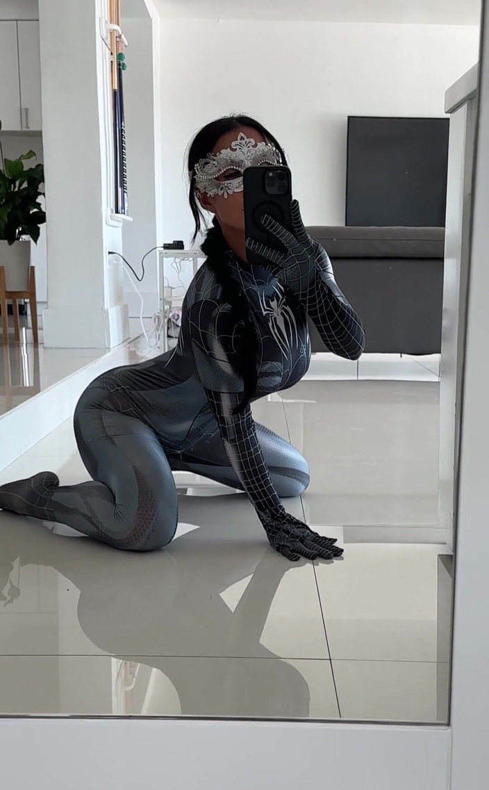 Miss Lexa: 2020년 7월 22일 그리고 당신은 또한 할로윈 1을 위해 그것을해야합니다