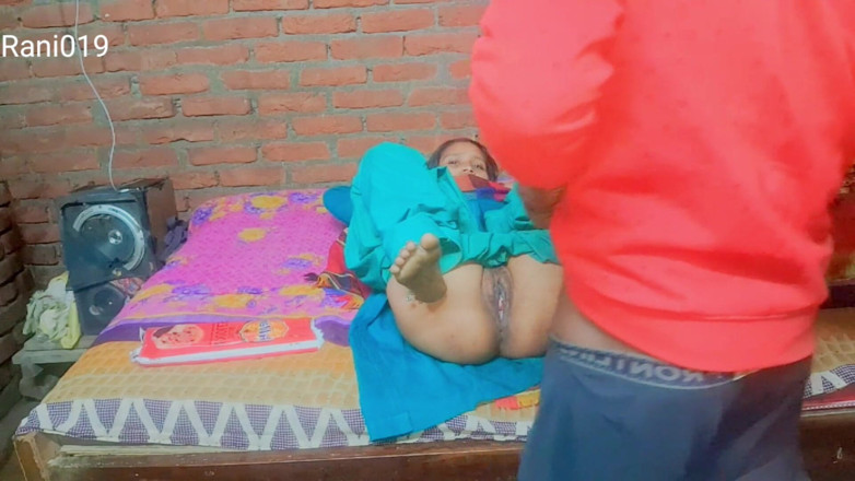 Rakesh: भारतीय देसी हौसीफ रानी भाभी की चुदाई देसी भारतीय भाभी की चुदाई देवर ने भाभी को घोडी बन के