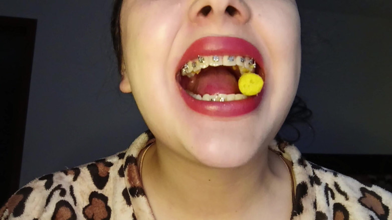 Golden domme: Żuć Cheetos POV Języczka