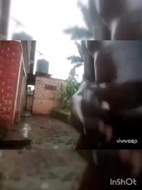 Hongi: Najciemniejszy afrykański ponster ma największego czarnego kutasa