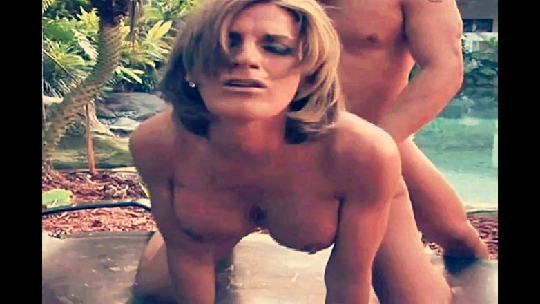 My Dirty Family: Rubia madura quiere follada anal profunda