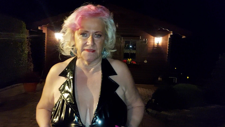PureVicky66: Kinky Mature Blonde Pisses Outdoors in Sexy Latex