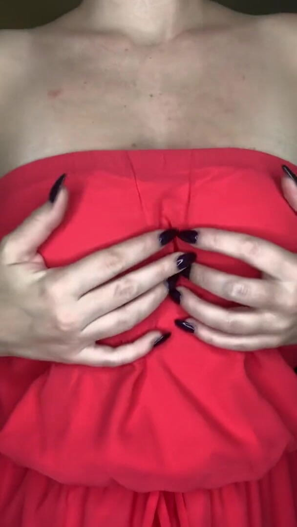 SophiaSmithUK: Сиськи, инструкция по дрочке