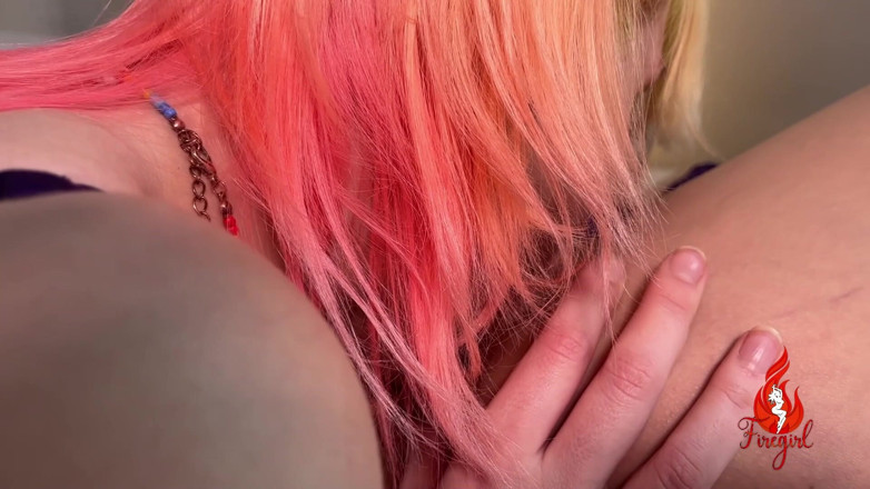Firegirl80: Firegirl dominada por Kitty e fodida com força