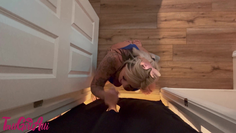 TallGirlAlli - Alli Skye: The Hotwife Tour Activities Day Bonding!