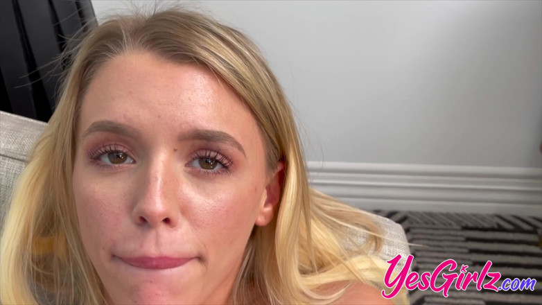 YesGirlz: Evelyn Payne miluje její obří klitoris