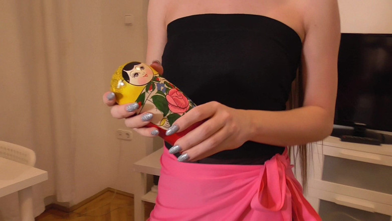 Solo Austria: Esmagando a boneca Matryoshka!
