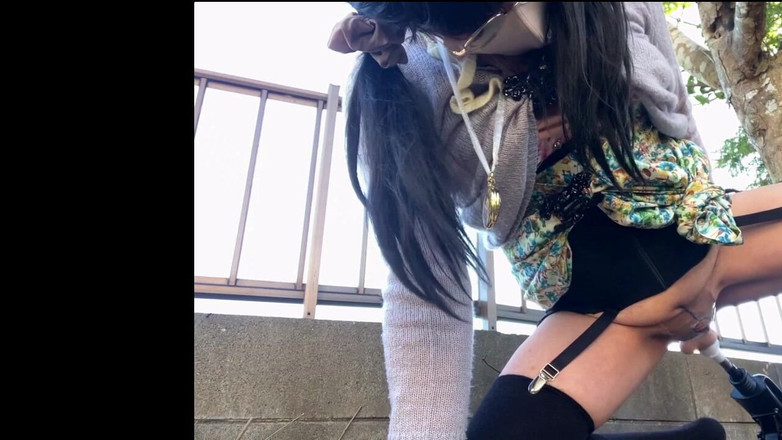 megu2002: Инструкция от тренера No 25 анальная игра на улице 2