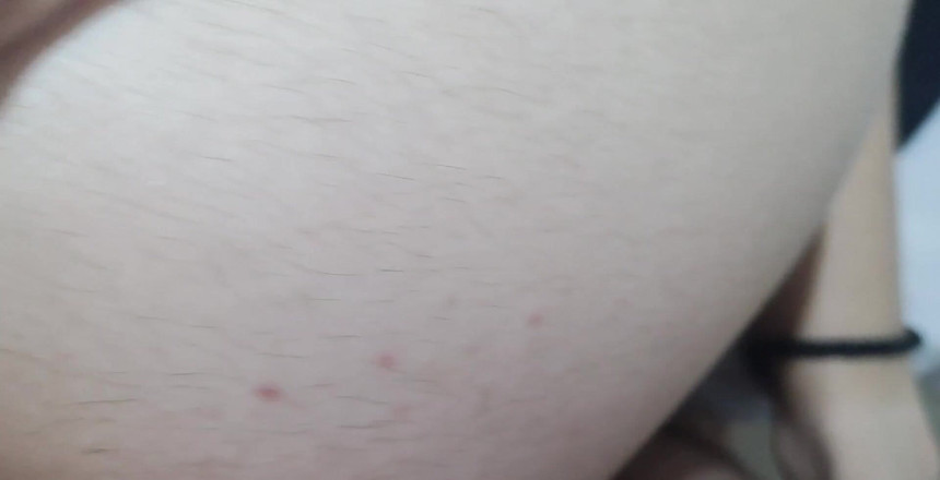 Debora Mendes: Namorada rabuda me chamou enquanto seus pais não estavam lá...