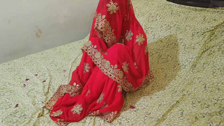 YOURAMRITA04: Desiインドの村Bhabhi後二日目Marid性とDever