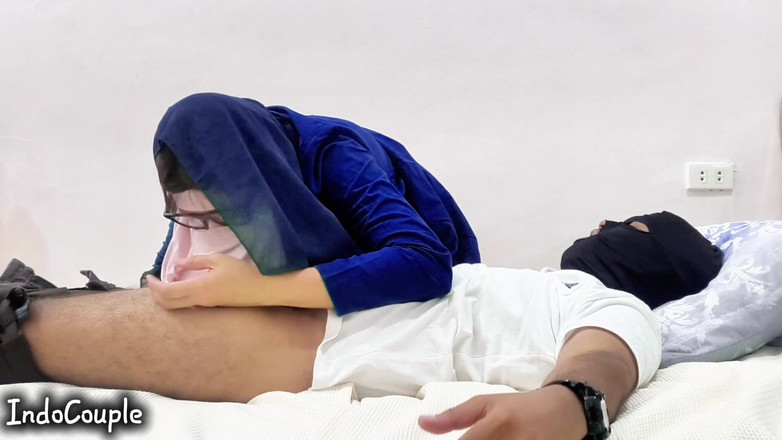 Indo Couple: Casal indonésio faz sexo