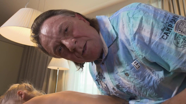 German Porn: Blonde Babes Wild DP Beach Fuck Fest